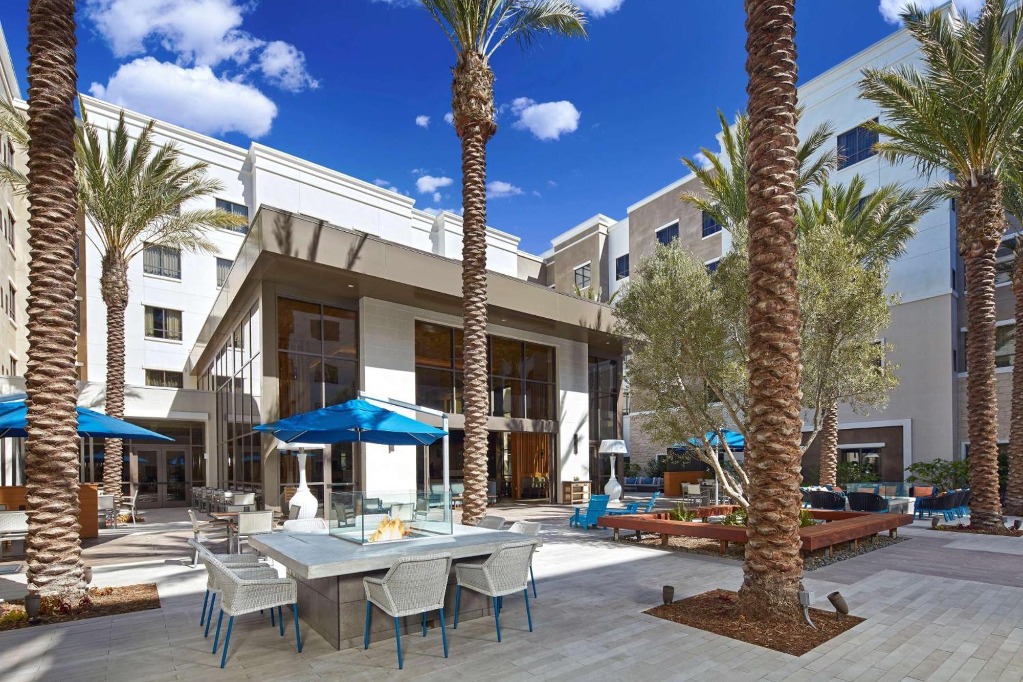 Homewood Suites By Hilton San Diego Hotel Circle/Seaworld Area Exterior photo